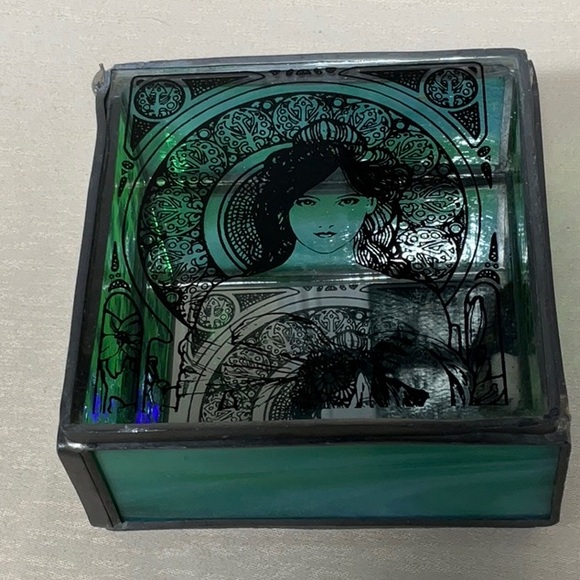 Vintage Art Noveau Stainglass Mirrored Box-Handcrafted - Picture 2 of 11